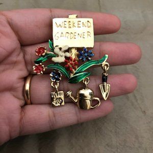 Vintage weekend gardener brooch pin
